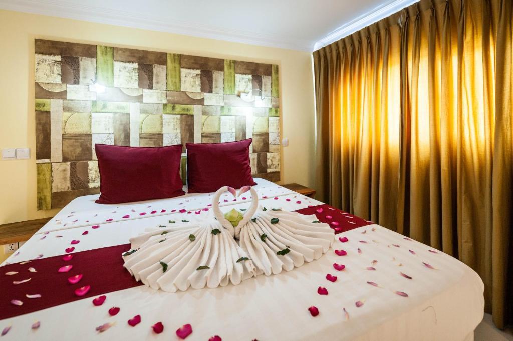 Angkor International Hotel Пномпень Экстерьер фото